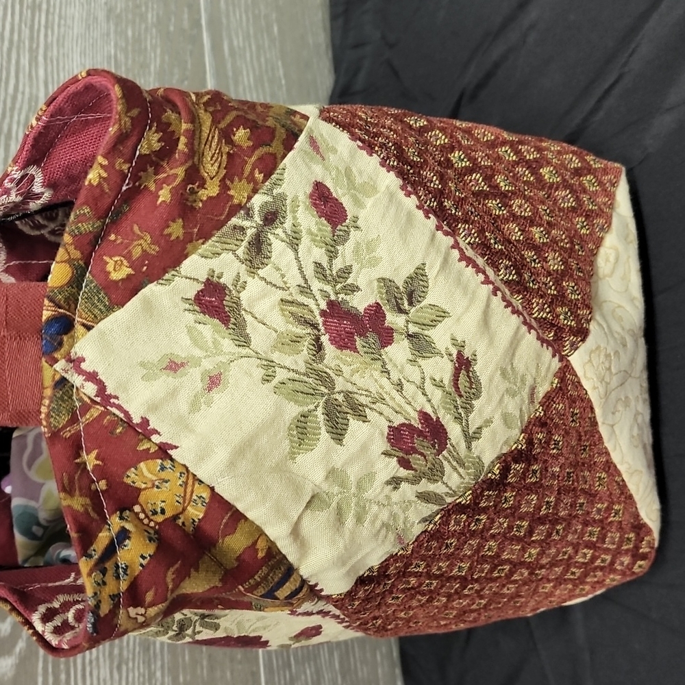 Unique Tulip Tripod Reversible Patch Work Washabl… - image 3